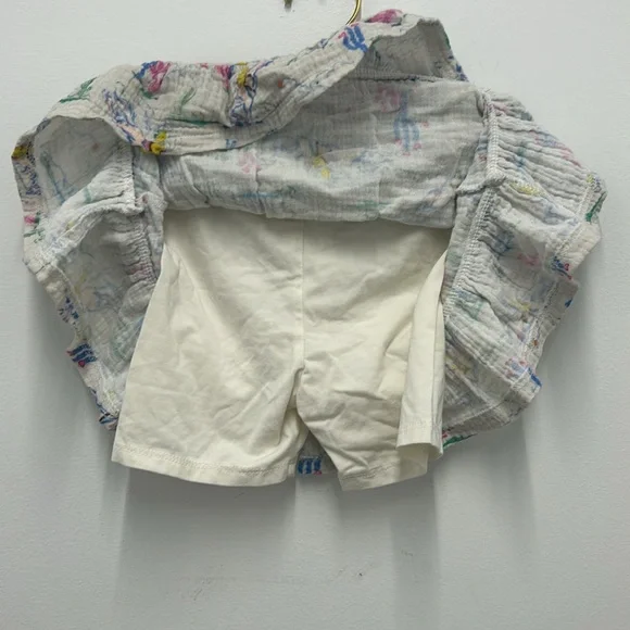 Floral Print Ruffled Skirt with built in shorts *new* - Picture 2 of 3